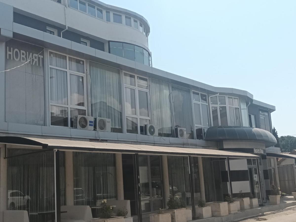 וארנה Apartments Danita & Restaurant&Pool Bar מראה חיצוני תמונה