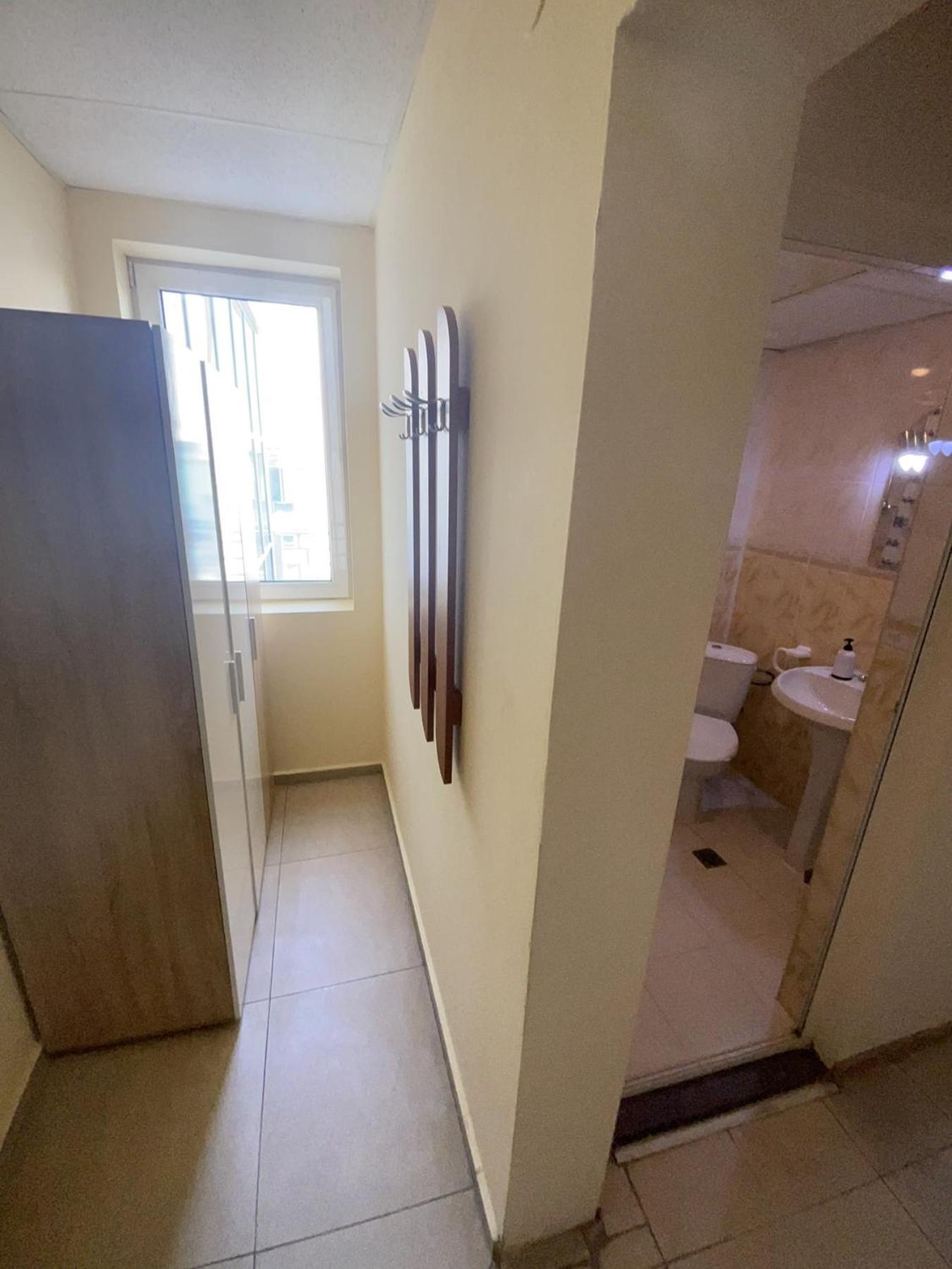 וארנה Apartments Danita & Restaurant&Pool Bar מראה חיצוני תמונה